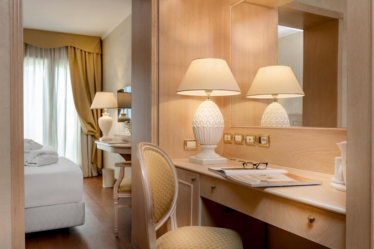Hotel De Londres Rimini Luaran gambar